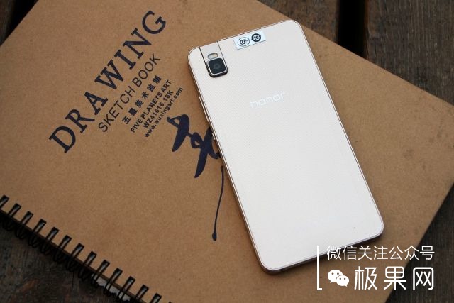 翻转吧摄像头，前后都能照出完美的照片：荣耀7i体验