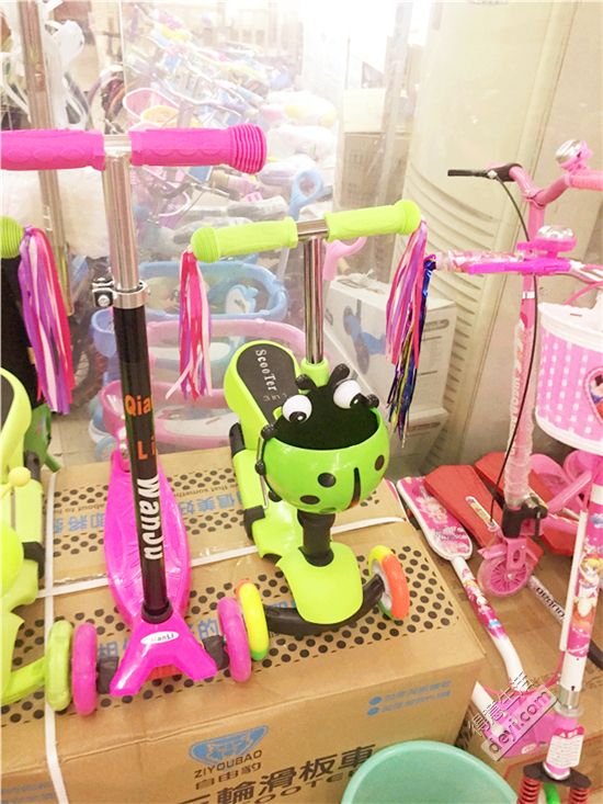 汉正街童装直播间秒杀,汉正街品牌童装直播间