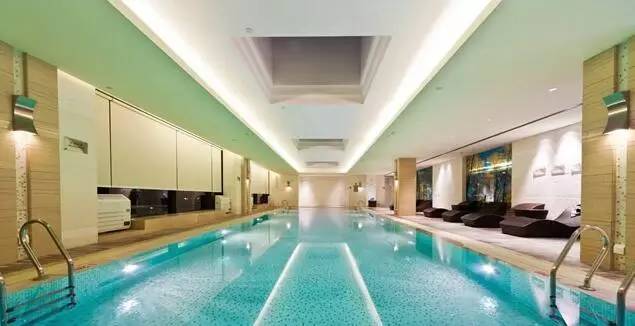 青岛伊春路银座游泳馆学游泳价格,青岛市室内游泳馆