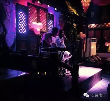 江北区能够看球的夜宵店,江北能够看球赛的酒吧