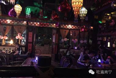 江北区能够看球的夜宵店,江北能够看球赛的酒吧