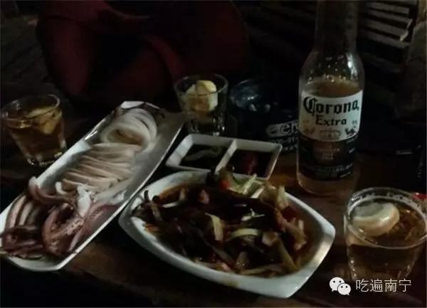 江北区能够看球的夜宵店,江北能够看球赛的酒吧