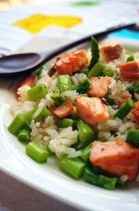 孕妇能够吃三文鱼吗熟的,孕妇不能吃三文鱼刺身吗