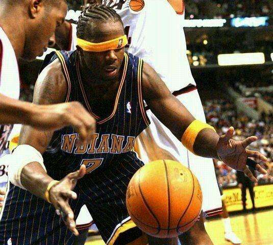 nba球员展示姚明的照片,nba姚明经典名场面照片