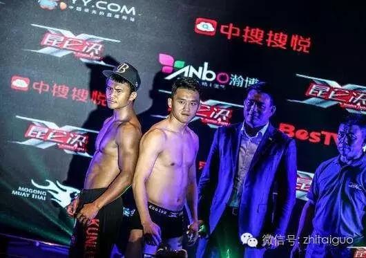 中国武僧完胜对方,中国武僧vs日本武士