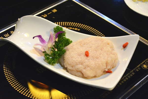 端午节带父母到西安秦品天下吃海鲜吧