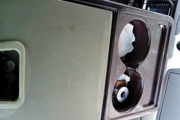 江淮瑞风改装手扶箱,老瑞风扶手箱改造