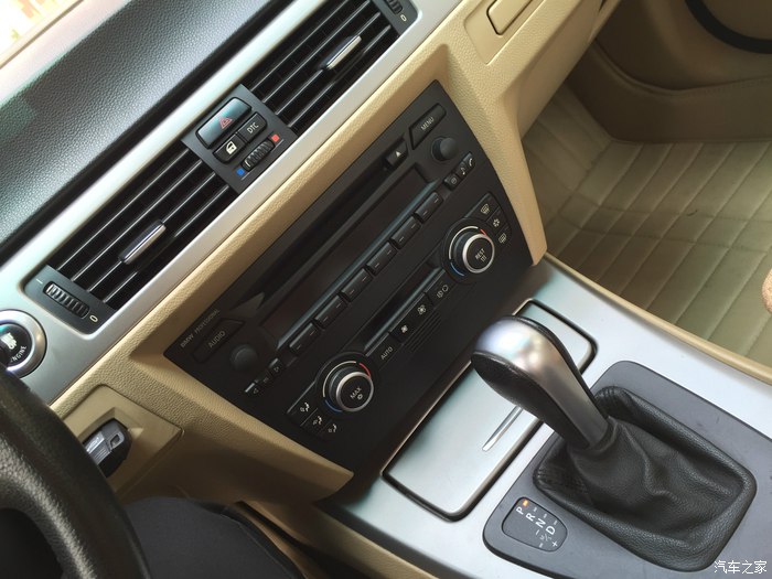 行驶10万公里的宝马320i,18年宝马320i10万公里还值得买吗