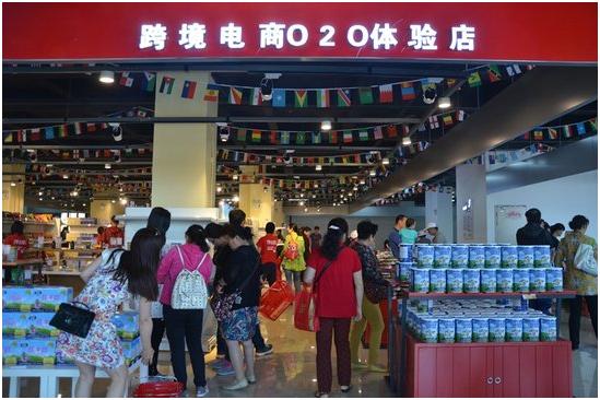 昆明晶品卉为孩子打造缤纷大舞台举办幼儿才艺展示活动