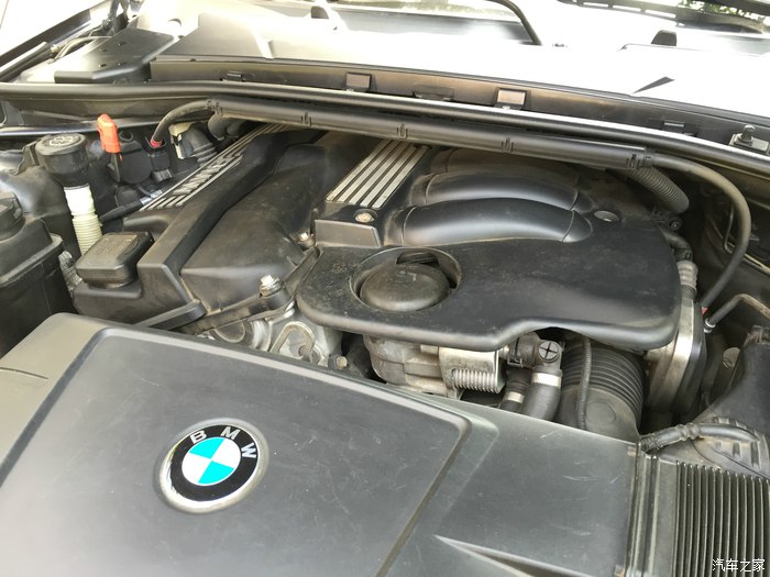 行驶10万公里的宝马320i,18年宝马320i10万公里还值得买吗