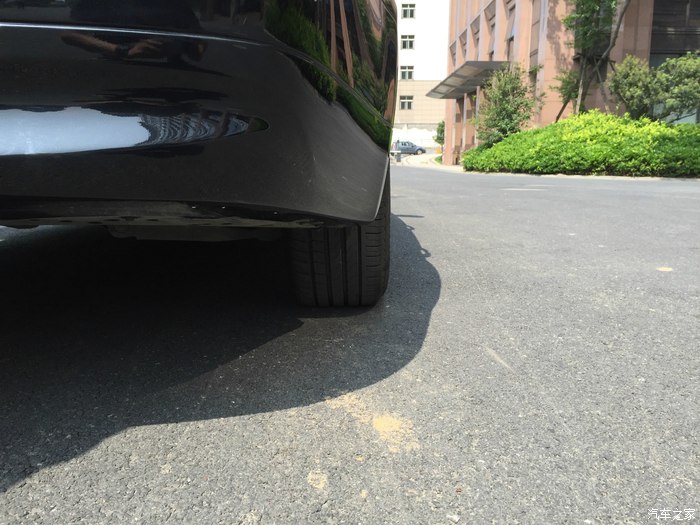 行驶10万公里的宝马320i,18年宝马320i10万公里还值得买吗