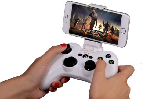 撸CF手游？莱仕达手柄教你如何躺着爆头！