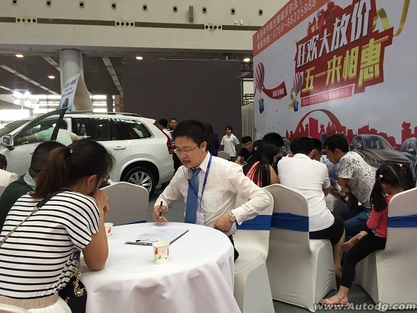 东莞保存原车牌上牌需要居住证吗,广东新车没有居住证能够上牌吗