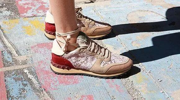 gucci包上的双蝴蝶结怎么系,gucci蝴蝶结系法图解