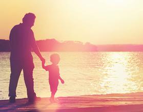 父亲，是我们的根/曾德广