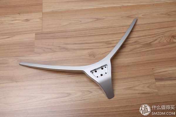 100%srgb电竞显示屏,100%srgb和90%p3色域显示器