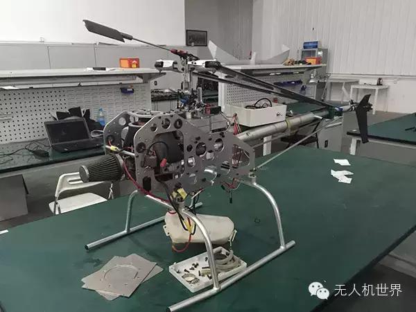 北京飞手张丰：第一次飞25B直升机时双手发抖,附赠新手指南