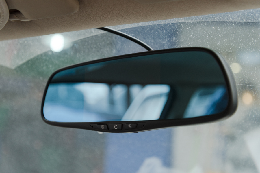 碰瓷追尾都不怕导航语音样样行——卡仕特T1智能云镜简测