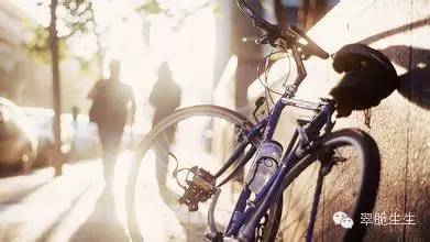 狠心给自己买件贵的衣服,狠心买了一件衣服