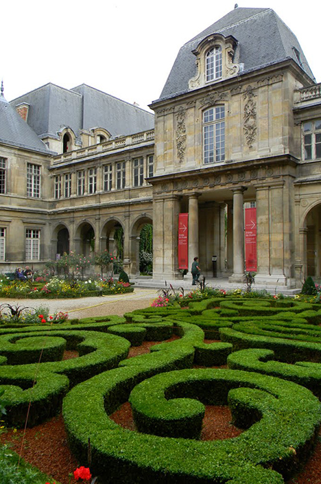 巴黎美食区,巴黎卢浮宫美食城