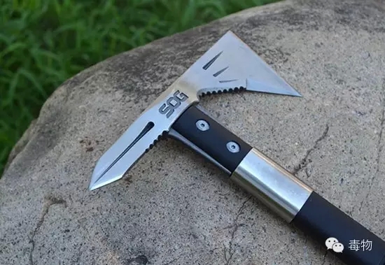 披荆斩棘的战斧用什么钢材,拿好你的战斧为自己披荆斩棘