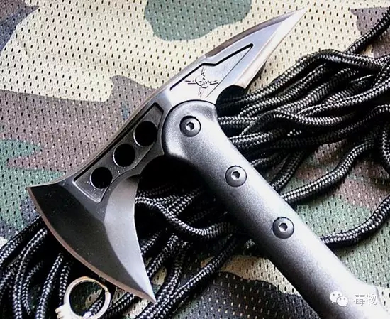 披荆斩棘的战斧用什么钢材,拿好你的战斧为自己披荆斩棘