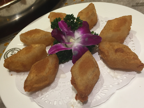 重庆观音桥附近好吃的火锅,重庆火锅菜品大全100种