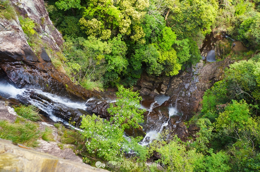 云顶景区瀑布,云顶山峡谷七彩瀑布