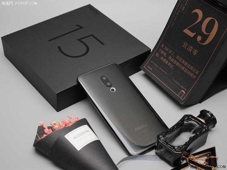 魅族15全面体验评测,魅族15对比魅族m15