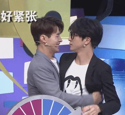 薛之谦撩撒贝宁完全版,薛之谦撒贝宁丑八怪