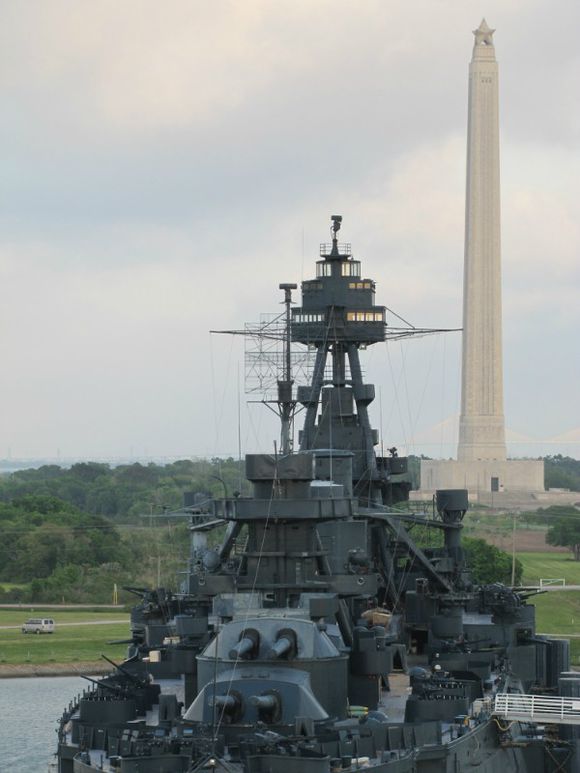 我是远洋渔民，爱钓鱼，更爱周游世界