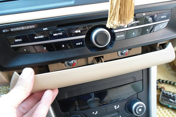 荣威550后排出风口不出热风,荣威550空调风口转换不了