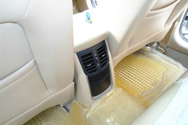 荣威550后排出风口不出热风,荣威550空调风口转换不了