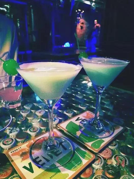 欧洲杯酒馆,欧洲杯酒吧看球视频