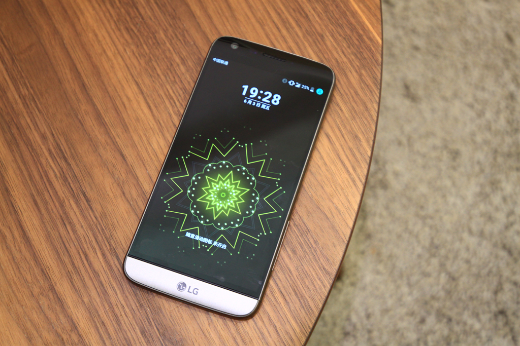 LGG5深度体验：一位英勇的模块化手机探路者！