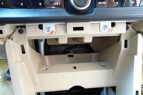 荣威550后排出风口不出热风,荣威550空调风口转换不了