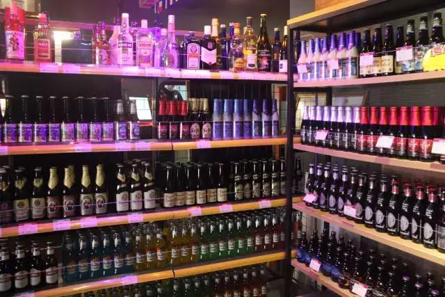 欧洲杯酒馆,欧洲杯酒吧看球视频