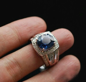 彩宝男戒：男人也能够如此风骚