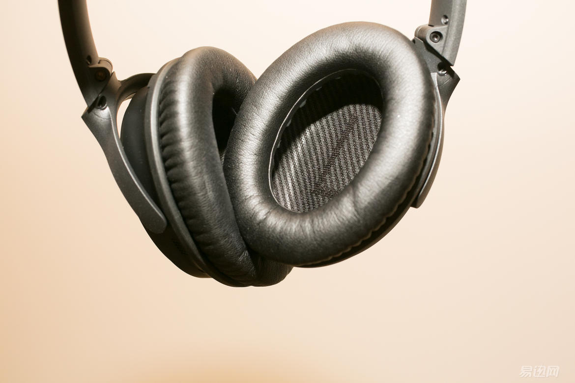 降噪耳机boseqc30测评,bose降噪耳机qc35一代和二代区别