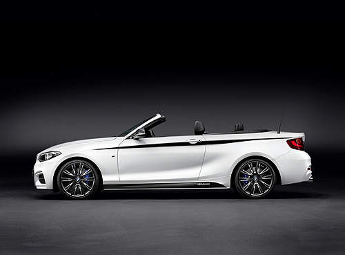 bmw2系轿跑,bmw2系四门轿跑车炫酷视频