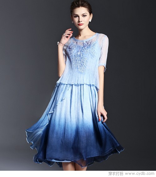 蓝色夏日装扮,比较实用的蓝色装扮