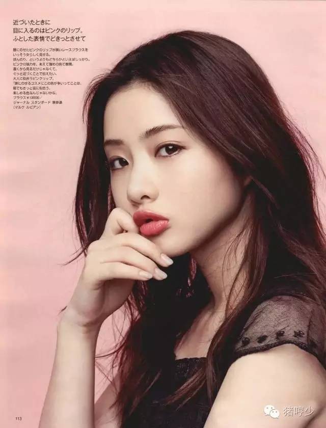 庆幸，男女通杀的Plump唇不用动刀