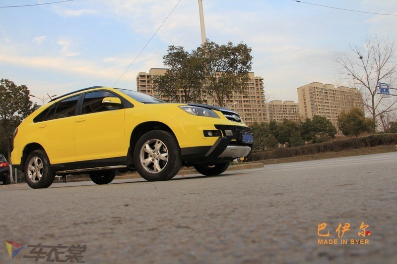 比亚迪s6黑色隔热膜,比亚迪s6贴膜改色