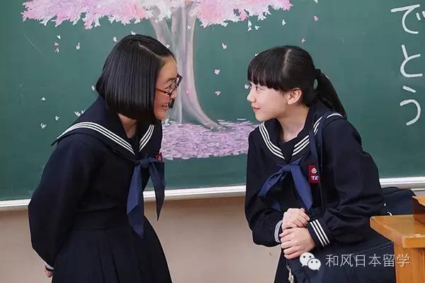 一个月500日元？中日小学生零用钱PK