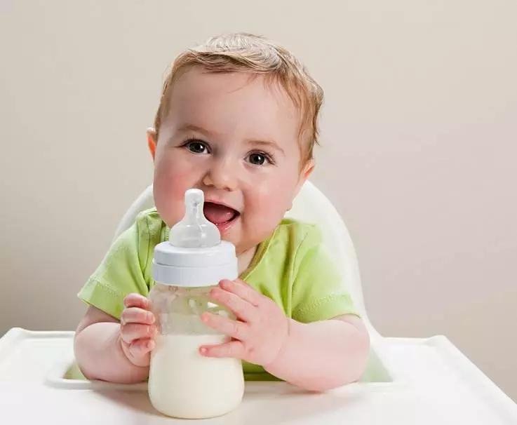 香港奶粉跟大陆买的进口奶粉区别,香港奶粉和大陆奶粉区别