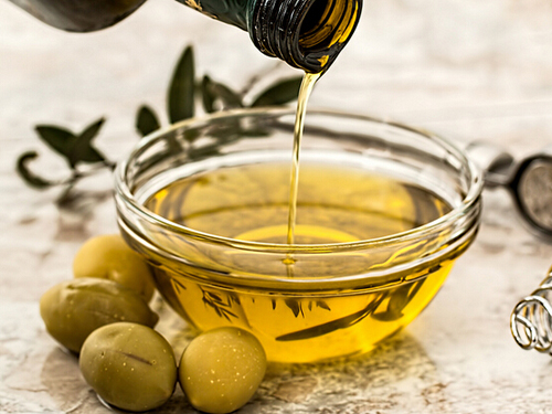 炸大蒜致癌真的吗,传闻大蒜能够检测地沟油是真的吗