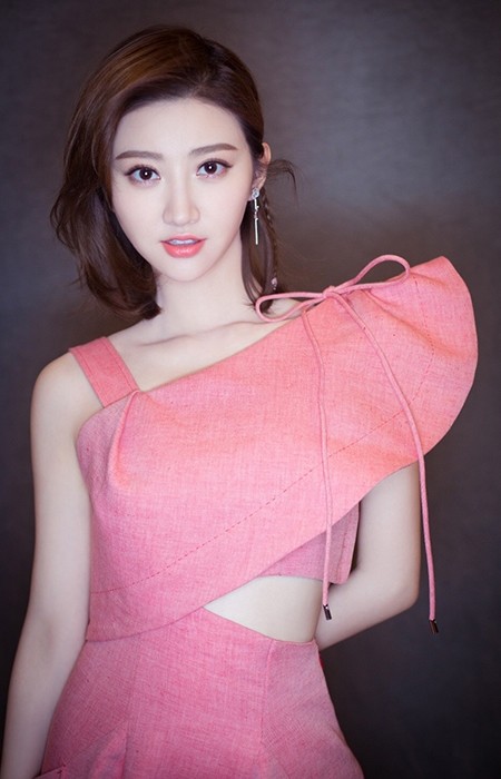 范冰冰祛疤膏,著名美妆博主范冰冰