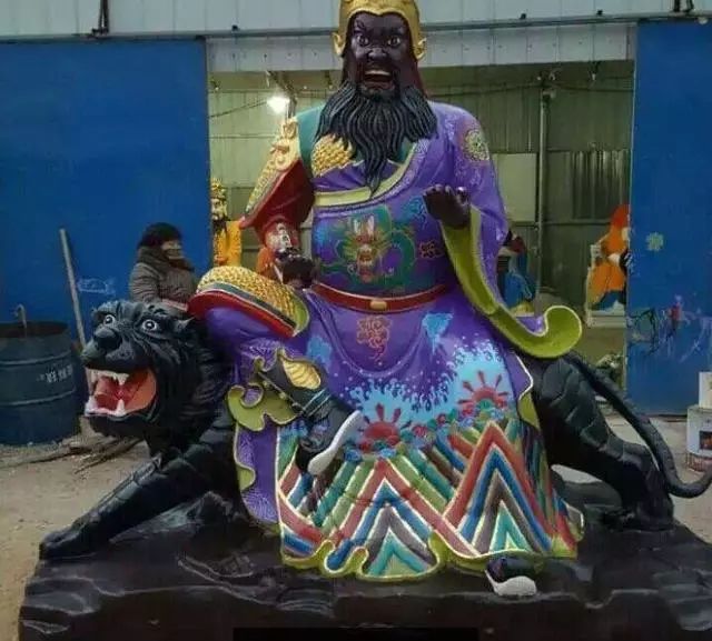 初五迎财神拜关羽能够么,初五拜财神的正确步骤