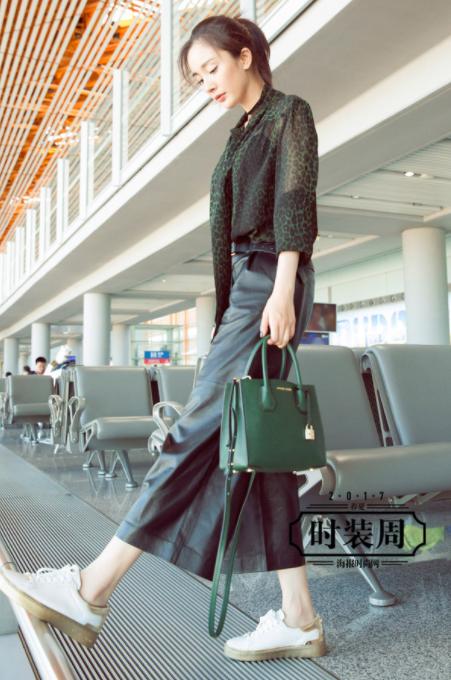 你今天还在爆买的大牌包包、鞋子，其实在国外已经关店倒闭了