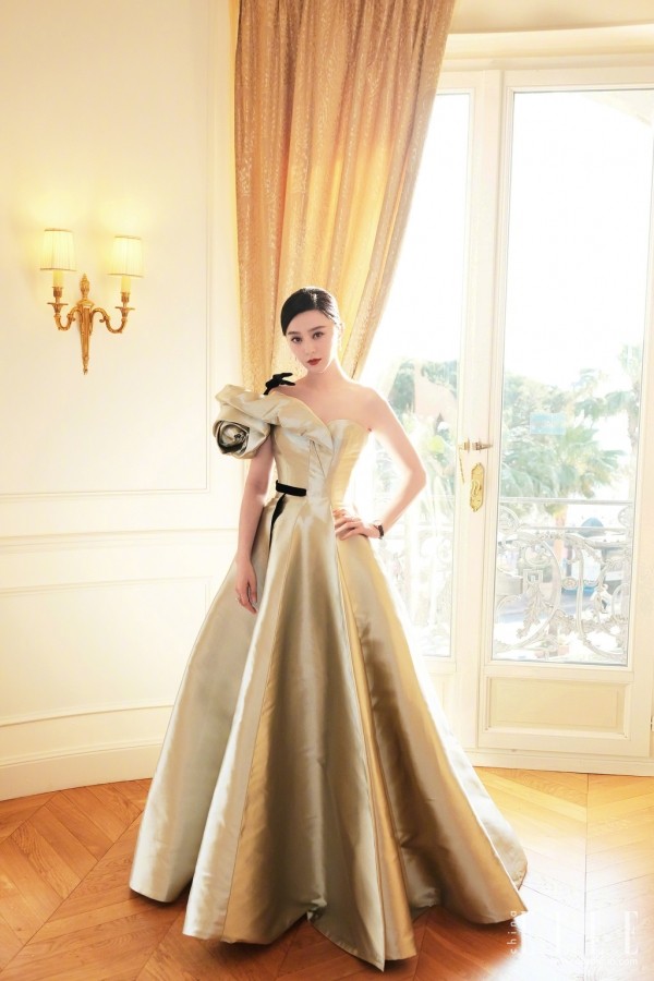 这15条来自戛纳的礼服裙，我们请你摸着良心来打分！